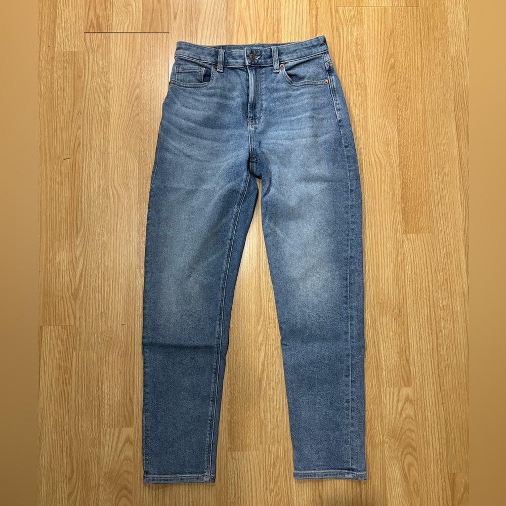 American Eagle Outfitters Blue Straight Leg Mom Jeans